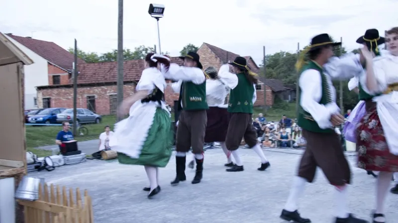 Z výjezdu souboru Furiant do chorvatského Daruvar a obce Dolany