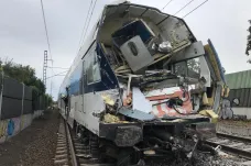 Za loňskou srážku kamionu s vlakem v Uhříněvsi poslal soud řidiče do vězení na čtyři roky