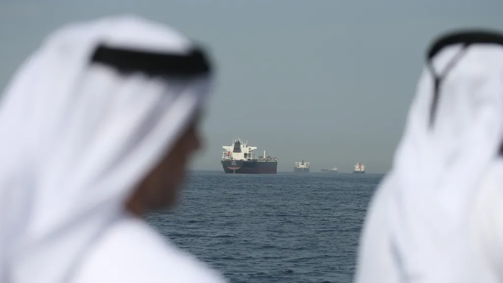 Ropné tankery u emirátského přístavu Fudžajra