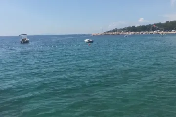 Špatné počasí bývá pro Čechy na dovolené největším strašákem. Částečně se lze proti němu pojistit