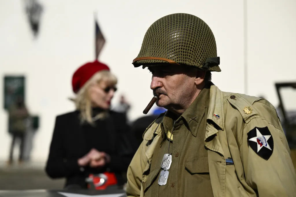 Konvoj osvobození připomněl v Praze konec druhé světové války