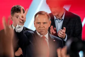 Prezidentské volby v Polsku vyhrál Nawrocki
