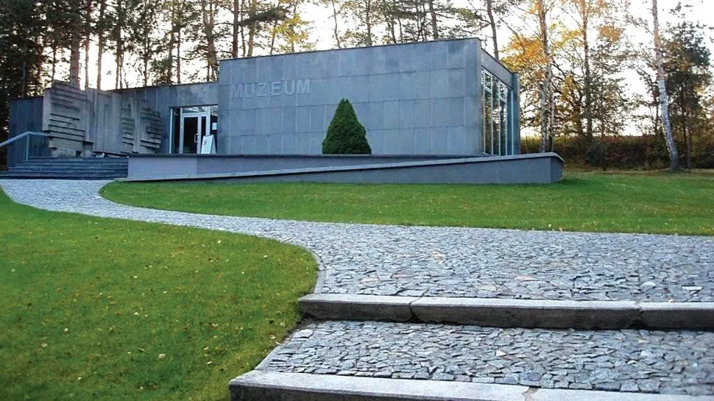 Ležáky - pietní místo