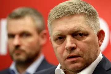 Fico premiérem, Pellegrini šéfem sněmovny, spekulují média o dohodě