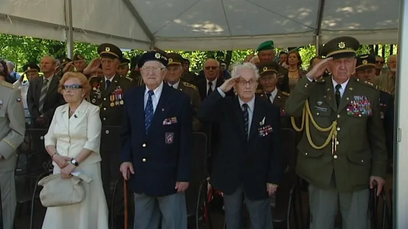 Pieta na Olšanských hřbitovech