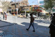 Útok v Kábulu si vyžádal osm mrtvých. Přes 30 lidí je zraněných