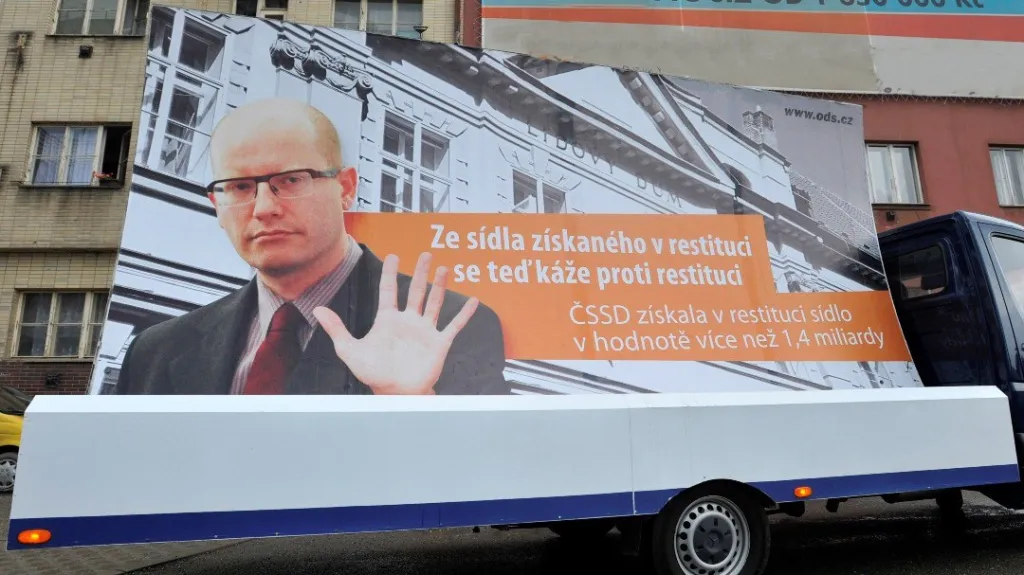 Billboard ODS k církevním restitucím