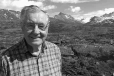 Zemřel česko-kanadský polární ekolog Josef Svoboda. Jeho jméno nese stanice na Svalbardu