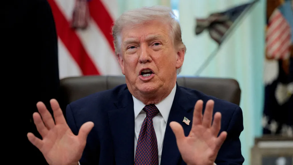 Americký prezident Donald Trump v Oválné pracovně