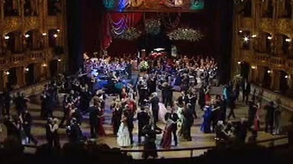 Ples v opeře