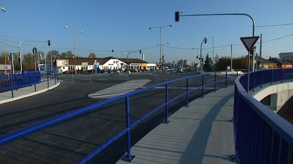 Světelná křižovatka v Šenově u Nového Jičína