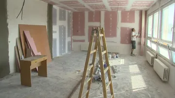 Do začátku školního roku dělníci opravy dokončit nestihnou