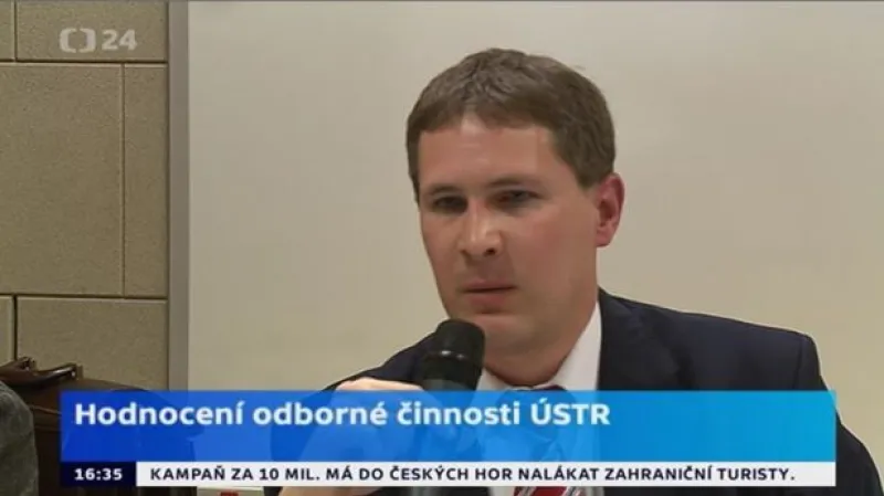 Brífink vědecké rady ÚSTR k hodnocení odborné činnosti ústavu