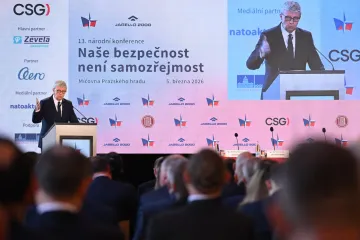 Všichni spojenci by měli jednoznačně podpořit USA a Izrael, řekl Havlíček na konferenci