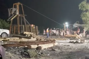 V zatopeném dole v Mexiku čeká deset horníků na záchranu