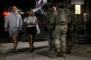 Pentagon nařídil Národní gardě ve Washingtonu nosit střelné zbraně