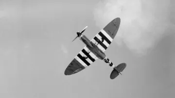 Spitfire - krásné letadlo i účinná zbraň RAF
