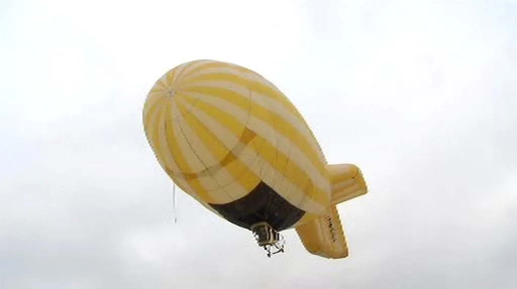 Vzducholoď Stevea Fossetta