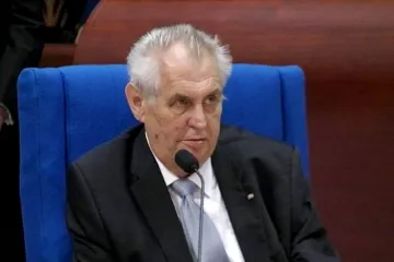 Zeman se za výroky o anexi Krymu omlouvat nebude. Podle ukrajinského premiéra je nemocný