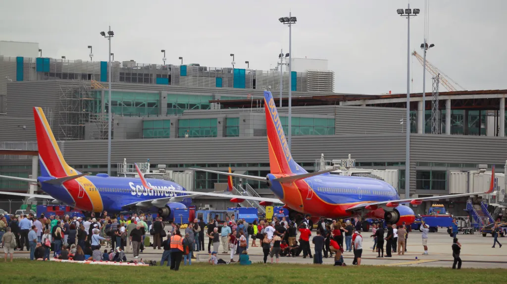 Střelba na letišti na Floridě
