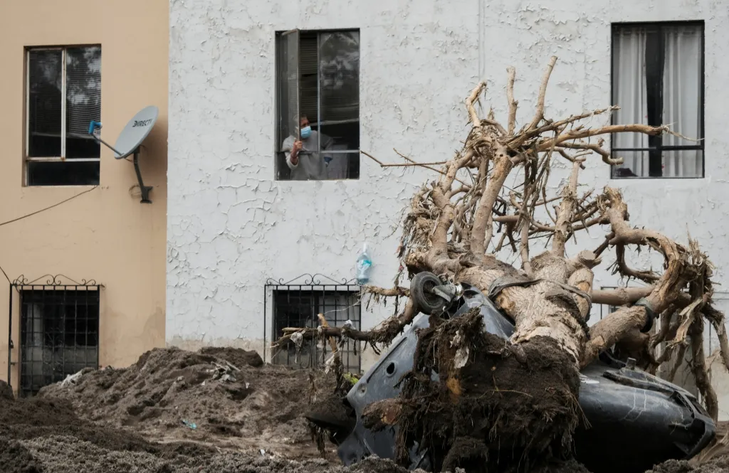Bleskové záplavy pohltily Peru