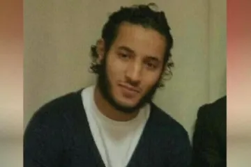 Policistu u Paříže zabil muž dříve odsouzený za verbování džihádistů