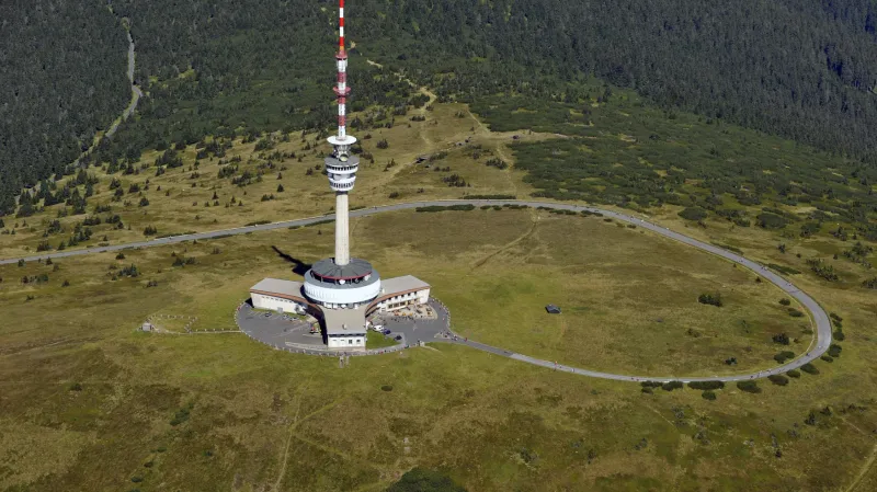 Rozhledna a televizní vysílač Praděd