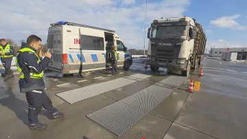 Kontrola přetížených kamionů