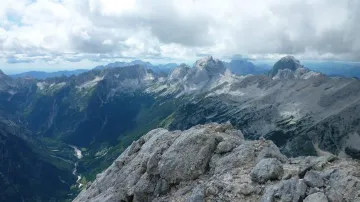 Pohled z vrcholu Prisojnik