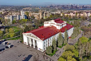 Města v ruinách a odstraněné památníky dávného bratrství. Válka změnila tvář Ukrajiny