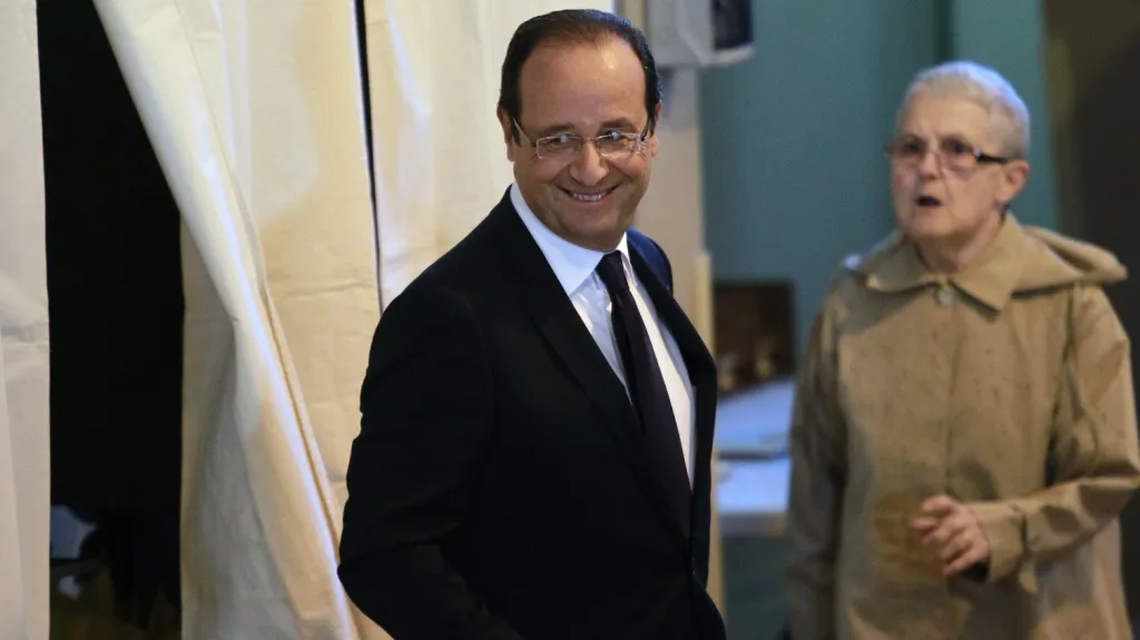 Francouzský prezident François Hollande před volbami v Tulle