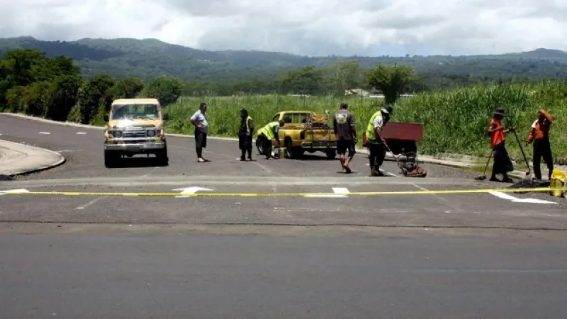 Samoa se musela vypořádat se změnou strany silnice, po které se jezdí.