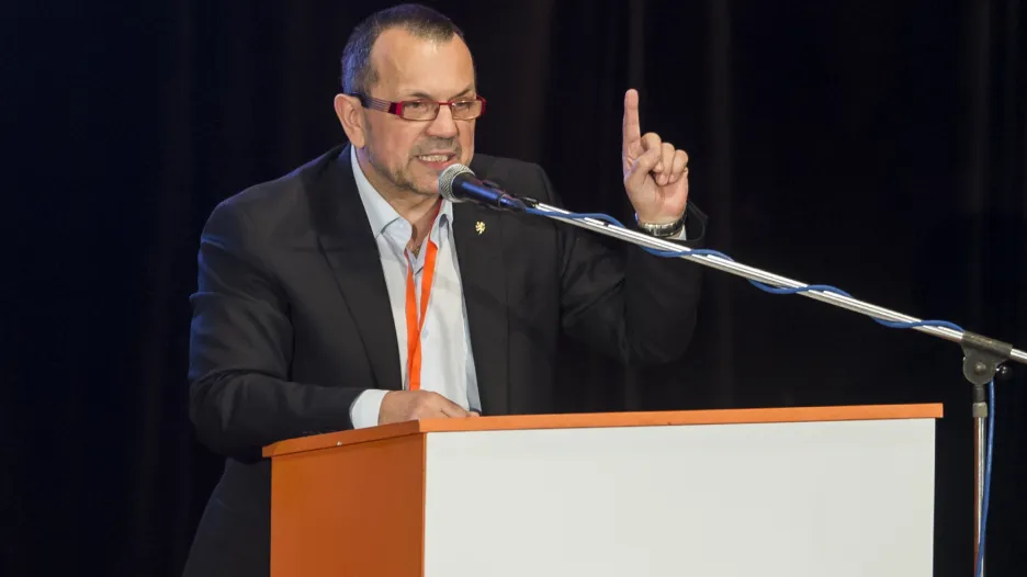 Kandidát na místopředsedu ČSSD Jaroslav Foldyna hovoří na sjezdu strany