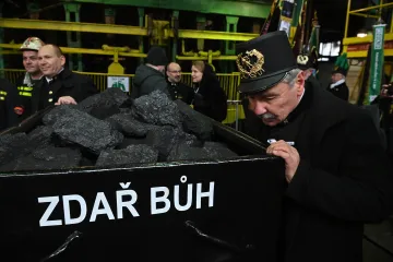 Z Dolu ČSM vyjel poslední vozík. Těžba černého uhlí v Česku skončila