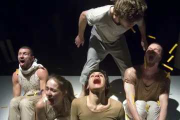 Metaforický svět Jezdců v divadle Ponec