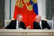 Kreml šířil dezinformace o rozkolu Zelenského se Zalužným, tvrdí The Washington Post