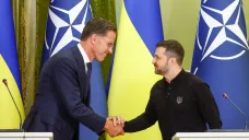 Nový šéf NATO Mark Rutte jednal v Kyjevě s prezidentem Volodymyrem Zelenským