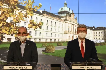 Vláda potvrdila prodloužení nouzového stavu do 12. prosince. Stupeň rizika klesne od pondělí