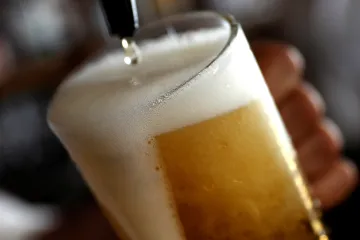 Míchají i fermentují. Bioboti z Brna by mohli pomáhat vařit pivo