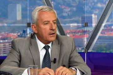 Dělat změny v době, kdy se systém dostává do deficitu, není jednoduché
