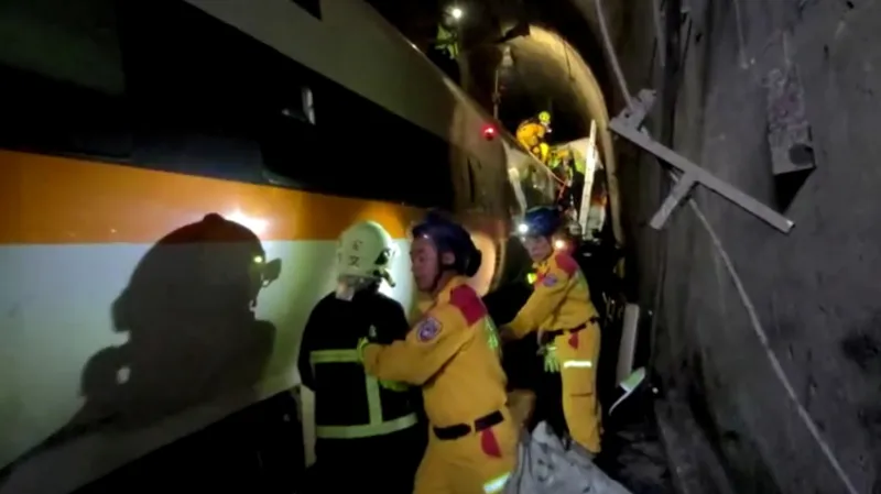 Tragická nehoda vlaku na Tchaj-wanu