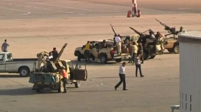 Obsazené letiště v Tripolisu