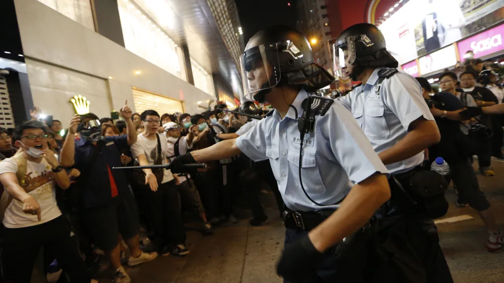 Demonstrace v hongkongské čtvrti Mongkok