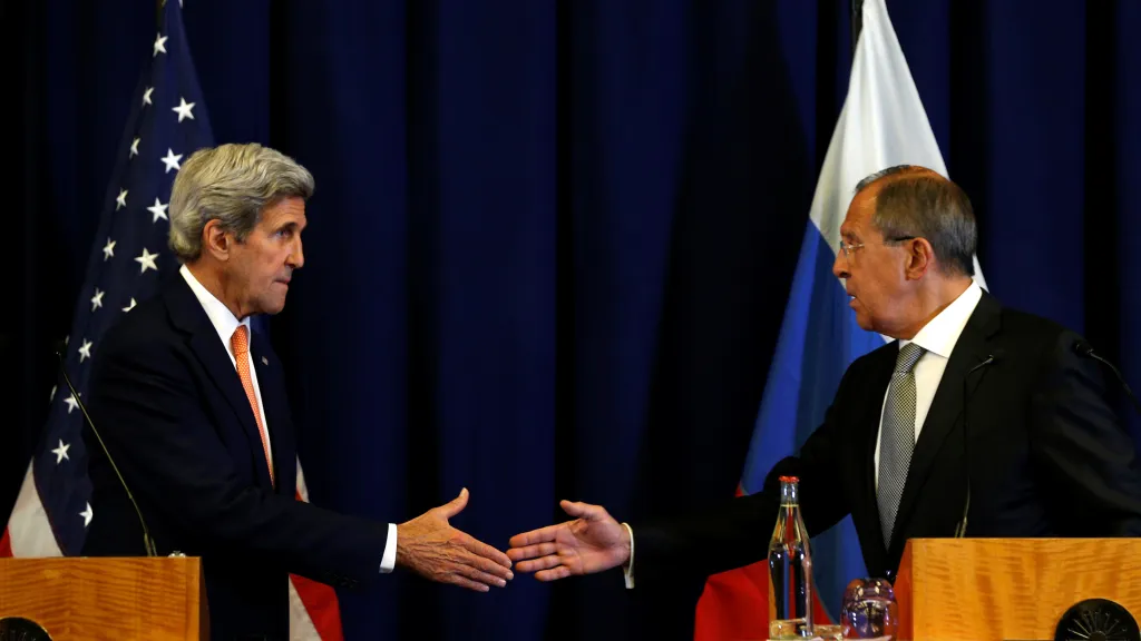 Kerry s Lavrovem načrtli podmínky pro příměří vlády a opozice