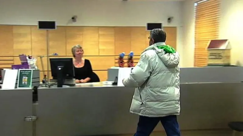 Banky omezí na Silvestra provoz poboček