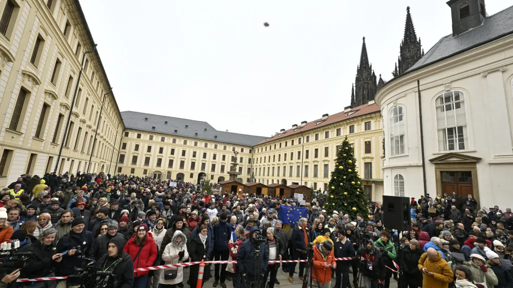 Shromáždění Dotáhneme změnu: Demokrat na Hrad