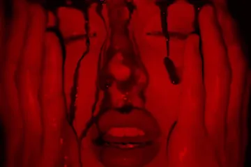 Klip týdne: Probuďte se! Korn představují toxickou izolaci