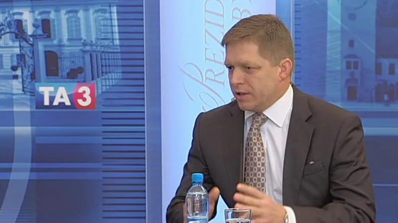 Prezidentský kandidát a současný premiér Robert Fico