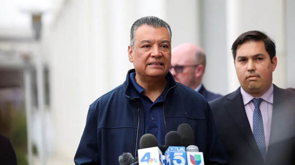 Americký senátor Alex Padilla
