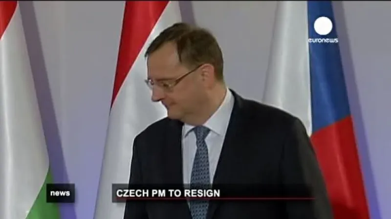 Pád české vlády středem zájmu zahraničních médií